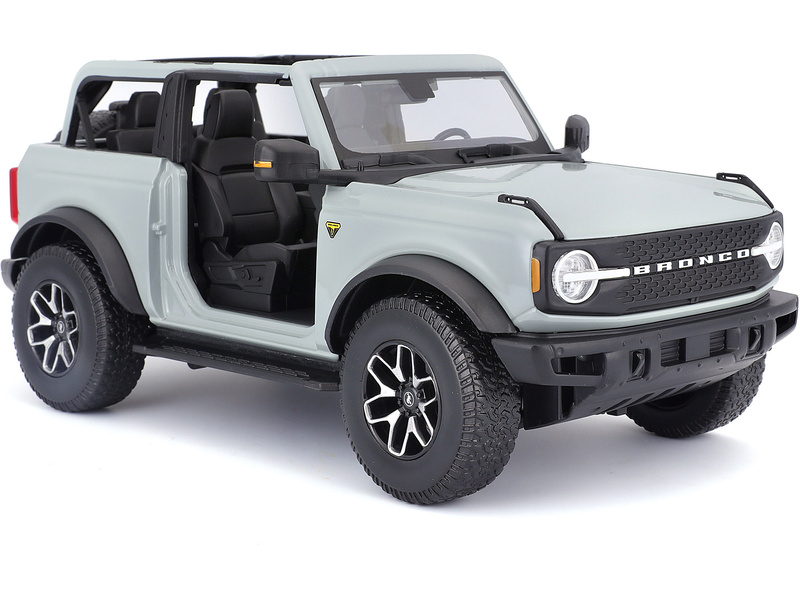 Maisto Ford Bronco Badlands 2021 1:18 kaktusově šedá