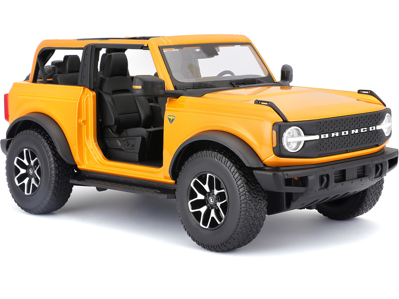 Maisto Ford Bronco Badlands 2021 1:18 oranžová