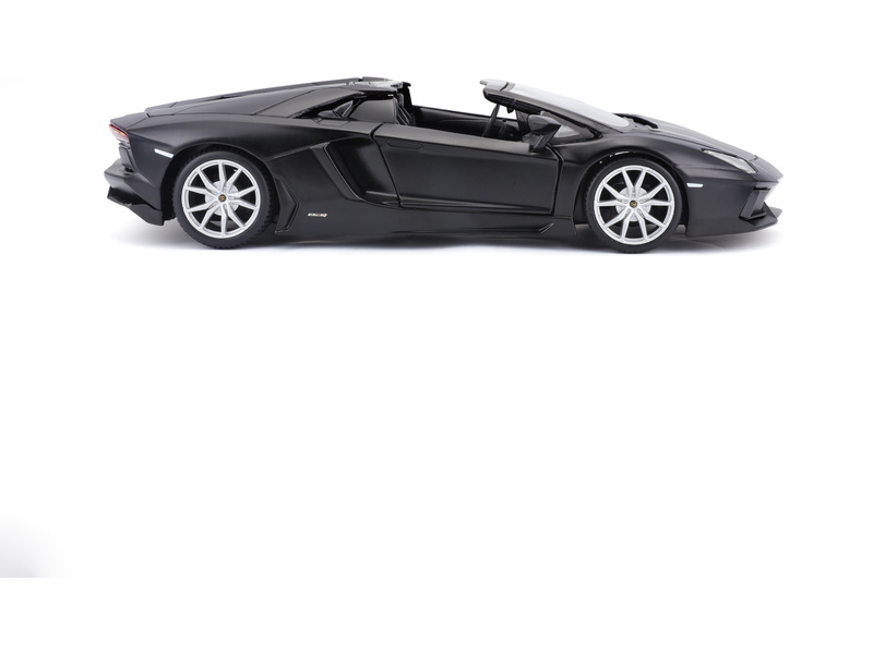 Maisto Lamborghini Aventador LP 700-4 Roadster 1:24