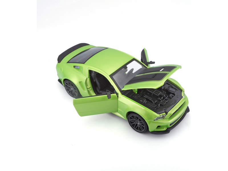 Maisto Ford Mustang Street Racer 2014 1:24 matná zelená