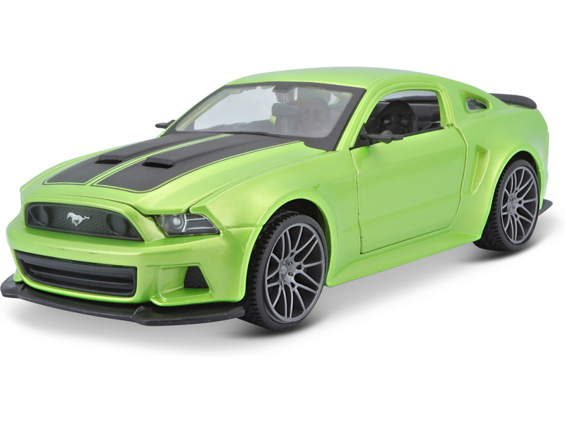 Maisto Ford Mustang Street Racer 2014 1:24 matná zelená