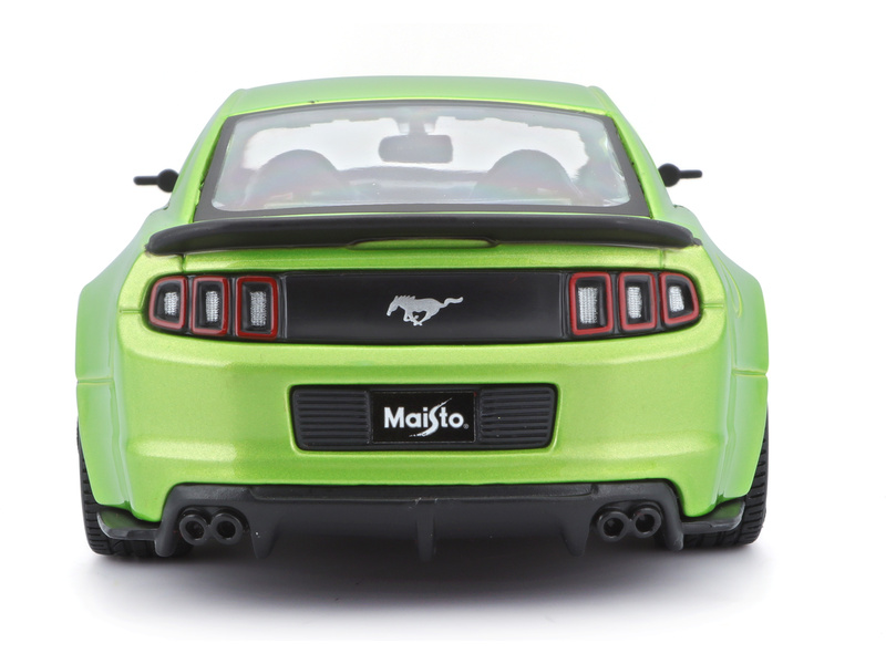 Maisto Ford Mustang Street Racer 2014 1:24 matná zelená