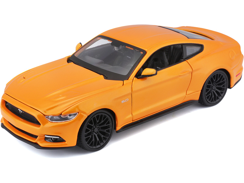 Maisto Ford Mustang GT 2015 1:24 oranžová