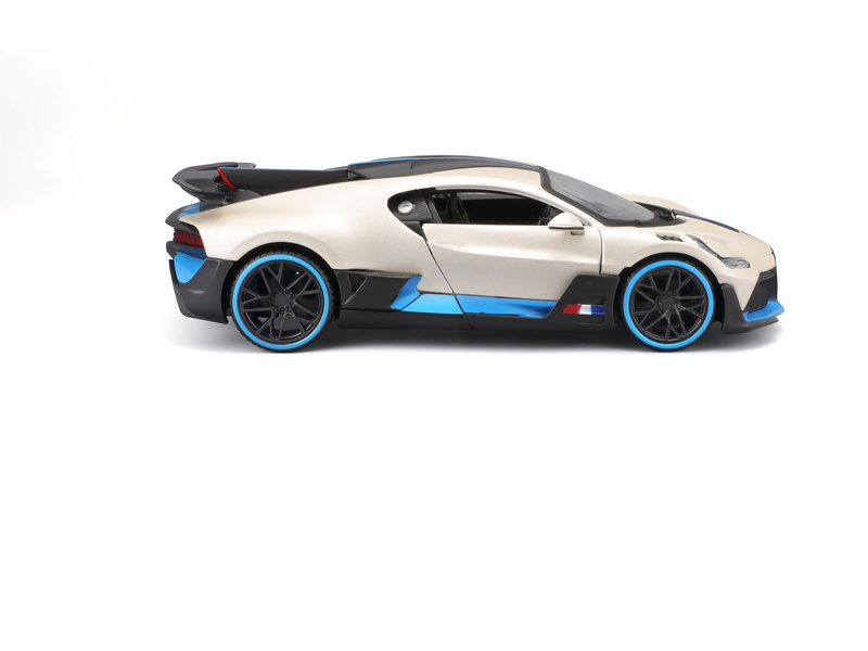 Maisto Bugatti Divo 1:24 bílá metalíza