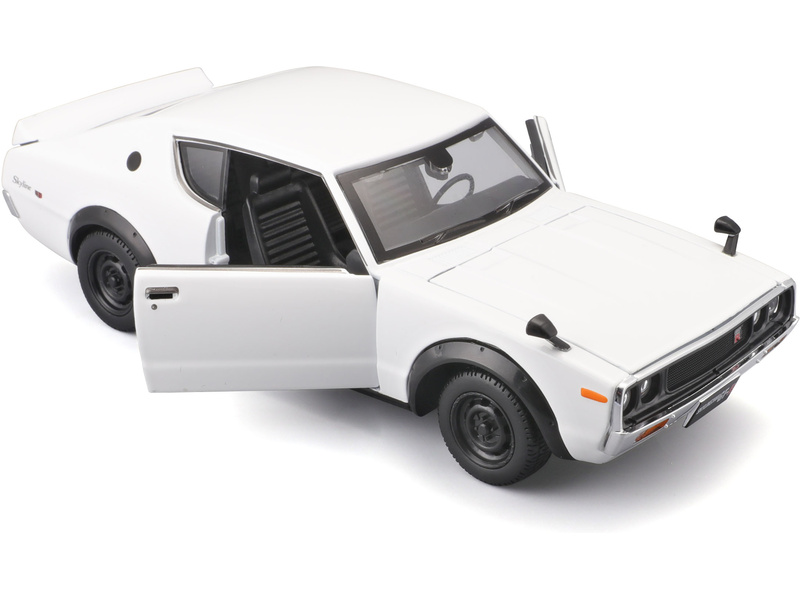 Maisto Nissan Skyline 2000GT-R KPGC110 1973 1:24