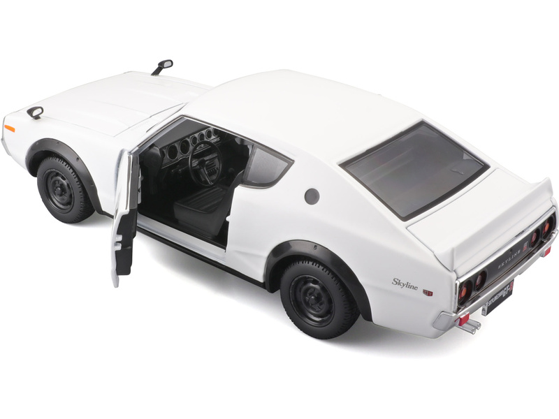 Maisto Nissan Skyline 2000GT-R KPGC110 1973 1:24