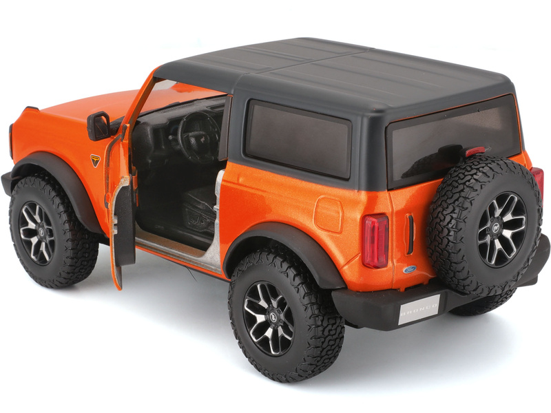 Maisto Ford Bronco 2021 1:24 oranžová metalíza