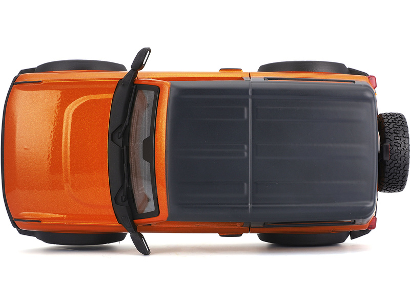 Maisto Ford Bronco 2021 1:24 oranžová metalíza