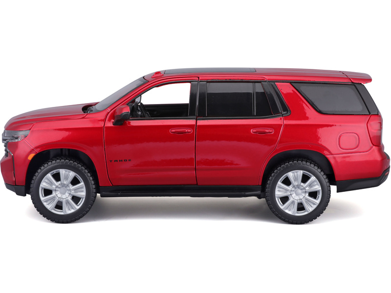 Maisto Chevrolet Tahoe 2021 1:26 červená