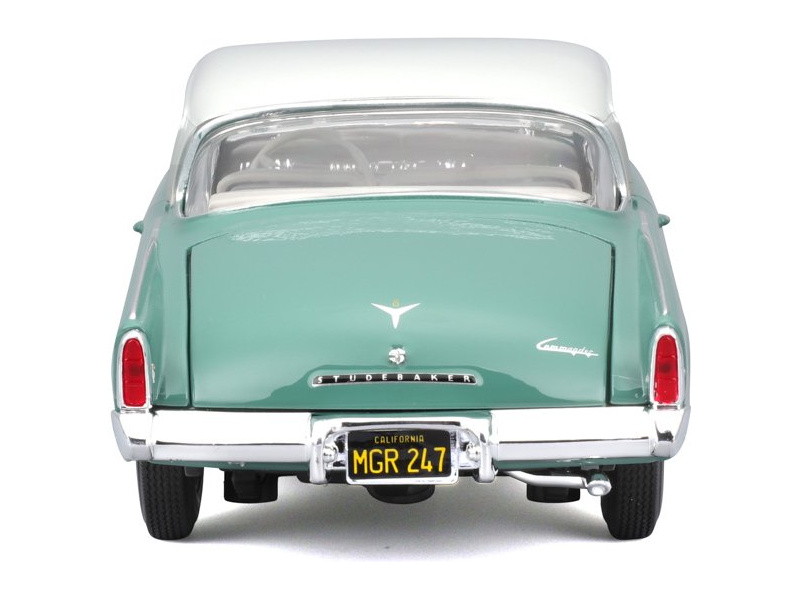 Maisto Studebaker Starliner 1953 1:18 zelená