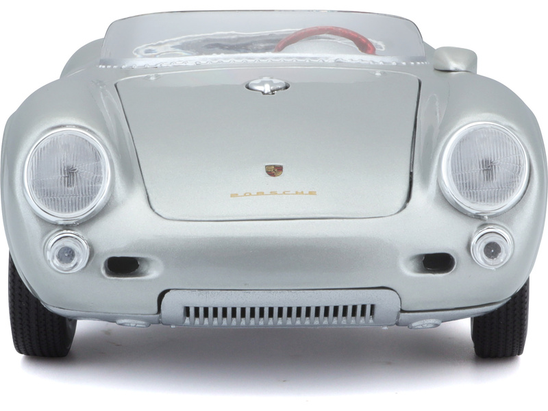Maisto Porsche 550 A Spyder 1:18 stříbrná
