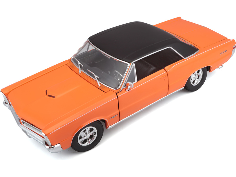 Maisto Pontiac GTO 1965 1:18 oranžová