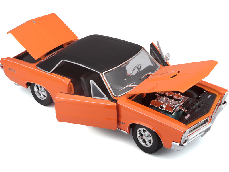Maisto Pontiac GTO 1965 1:18 oranžová