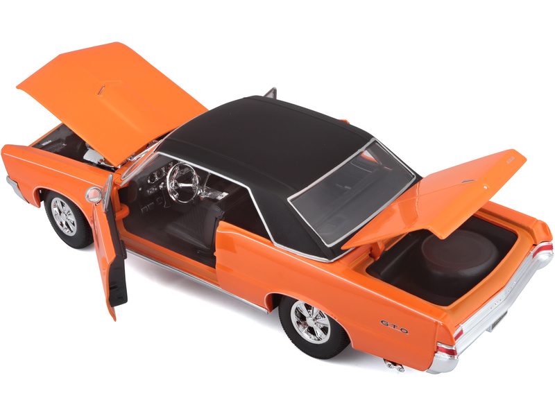 Maisto Pontiac GTO 1965 1:18 oranžová