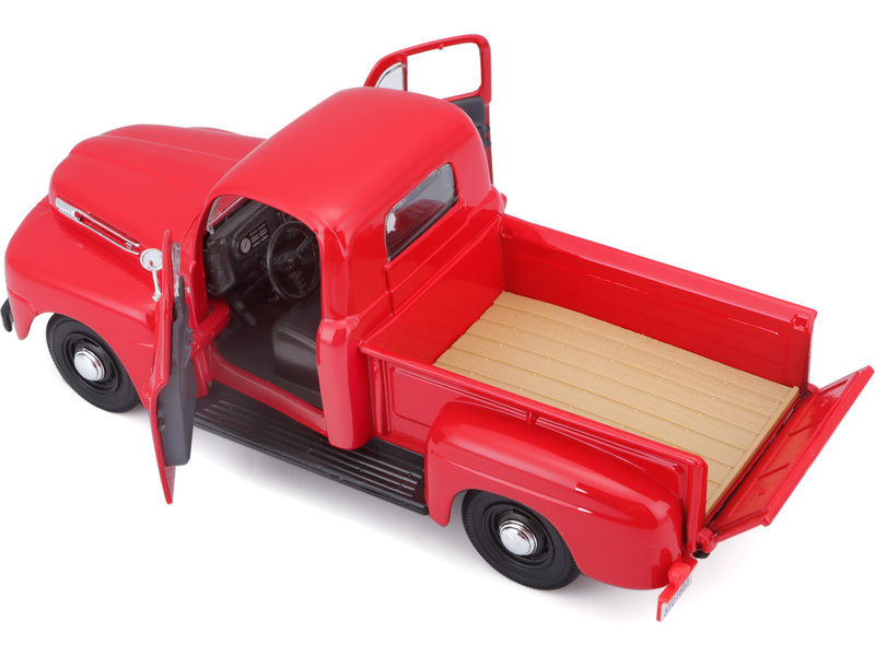 Maisto Ford F-1 Pickup 1948 1:25 červená