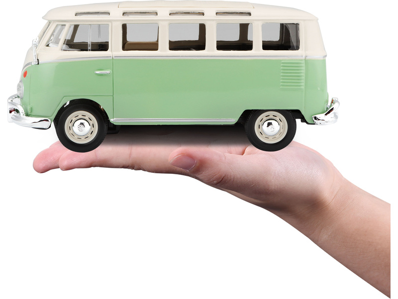 Maisto Volkswagen Van Samba 1:25 zeleno/krémová