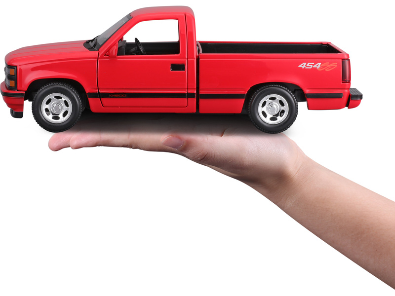 Maisto Chevrolet 454 SS Pick-up 1993 1:24