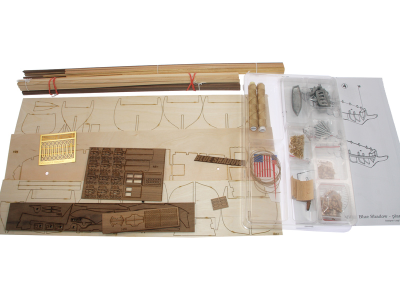 MAMOLI Blue Shadow briga 1778 1:64 kit