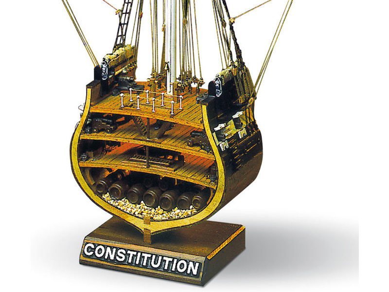 MAMOLI USS Constitution příčný řez 1:93