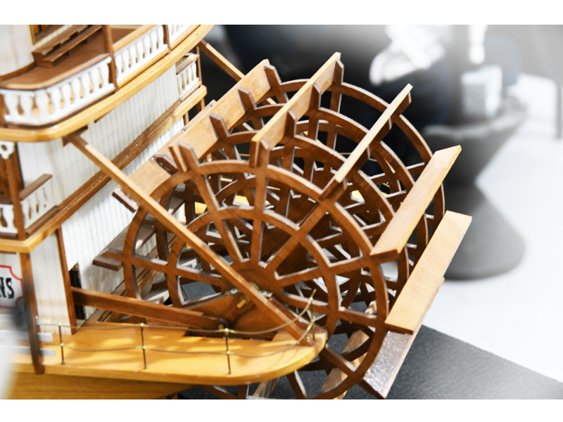 Mantua Model Mississippi 1:50 kit