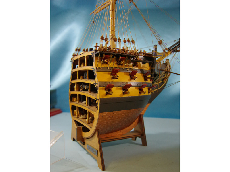 Mantua Model Victory řez trupem 1:78 kit