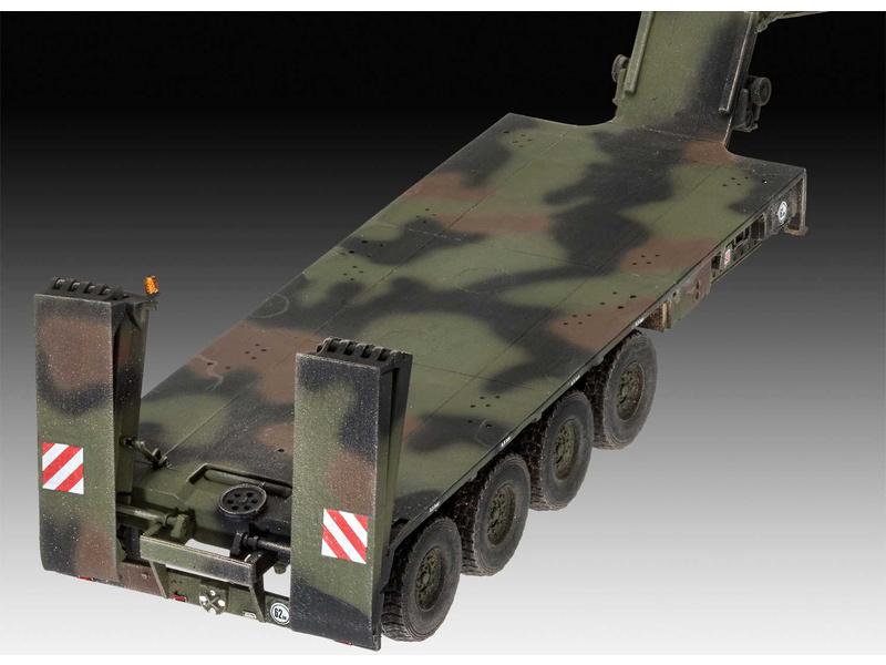 Revell SLT 50-3 Elefant a Leopard 2A4 (1:72)