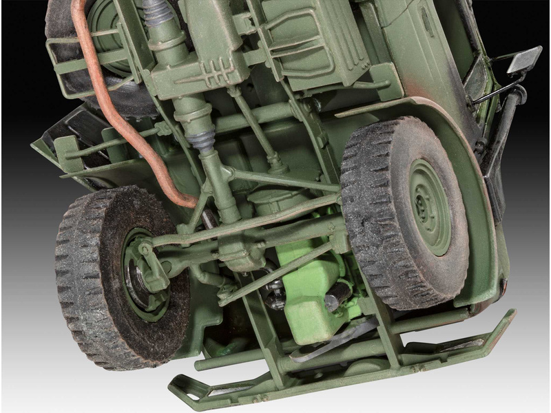 Revell Mercedes-Benz Unimog 2T mil gl (1:35)