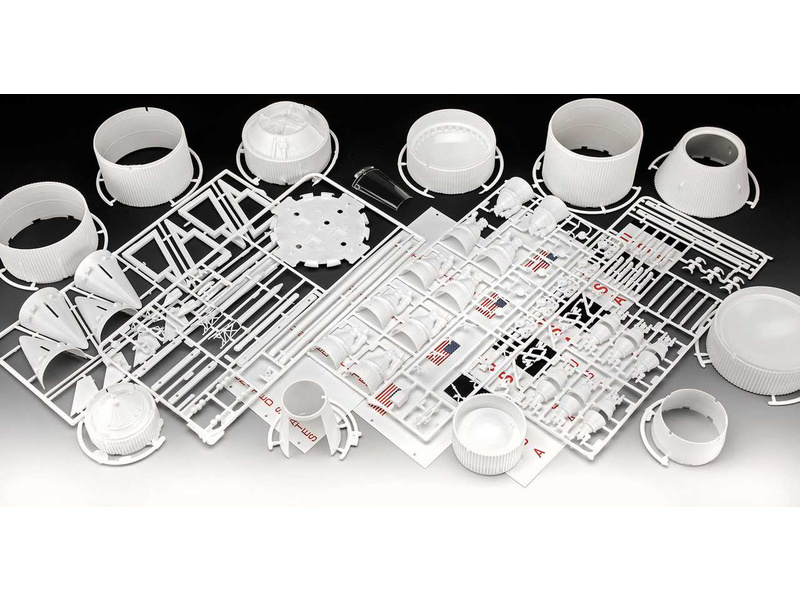 Revell Apollo 11 - Saturn V (1:96)