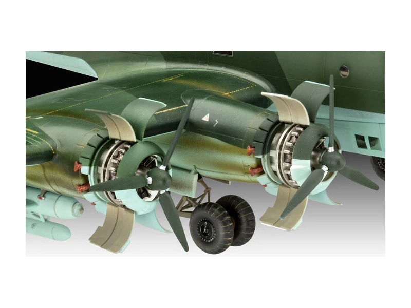 Revell Focke-Wulf Fw 200 C-5/C-8 Condor (1:72)