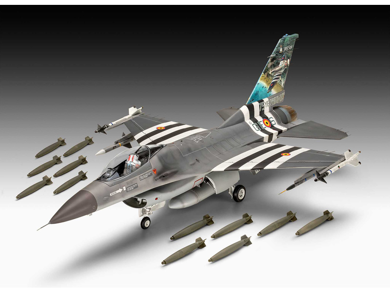 Revell General Dynamics F-16 Falcon 50. výročí (1:32)