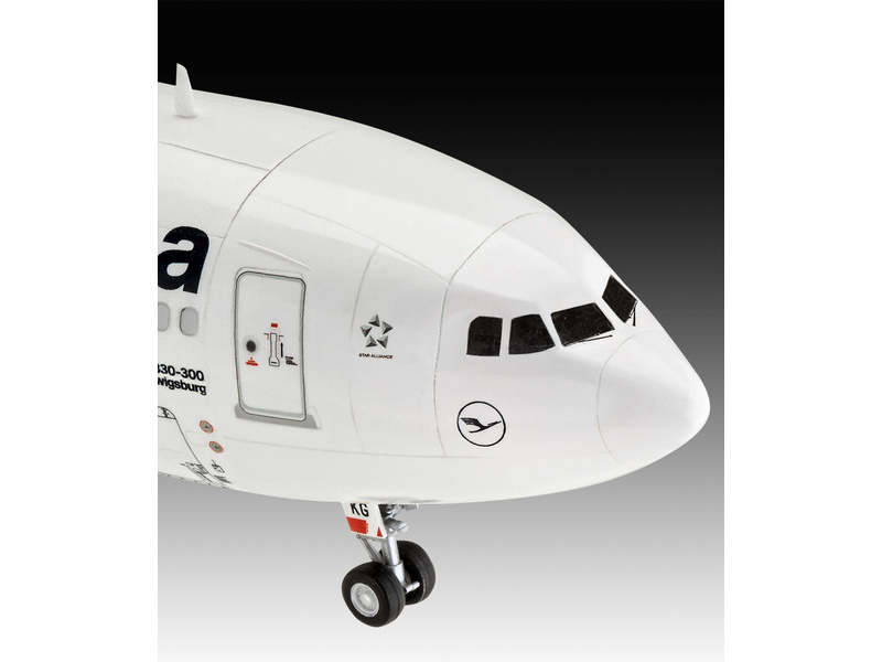 Revell Airbus A330-300 Lufthansa New Livery (1:144)