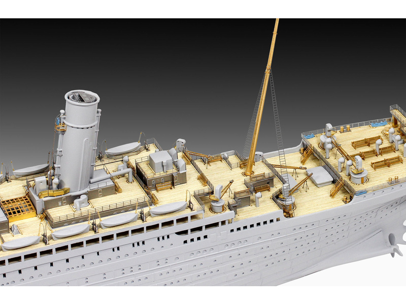 Revell Titanic (Platinum Edition) (1:400)