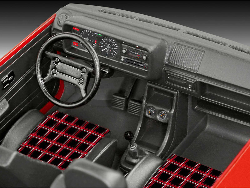 Revell Volswagen Golf 1 GTi (50th Anniversary) (1:24) (Giftset)