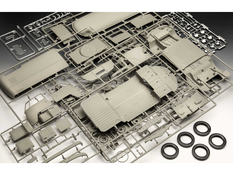 Revell Vokswagen T1 Panel Van 75. výročí (1:16)