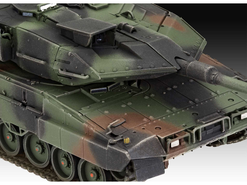 Revell Leopard 2A7V (1:72) (sada)