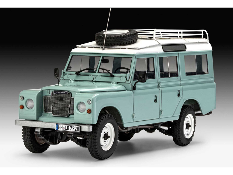Revell Land Rover Series III (1:24) (sada)