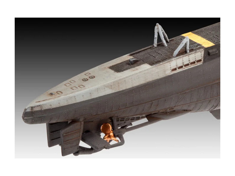 Revell German Submarine Type VII C/41 (1:350) (starter set)