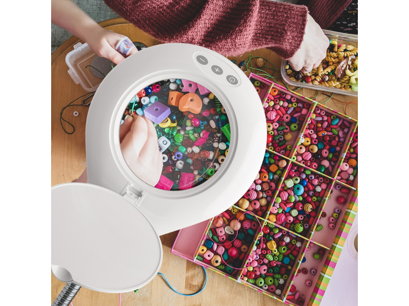 Lightcraft podlahová LED lampa s lupou a podstavcem