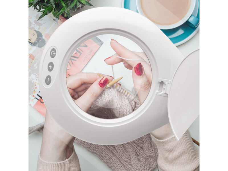 Lightcraft podlahová LED lampa s lupou a podstavcem