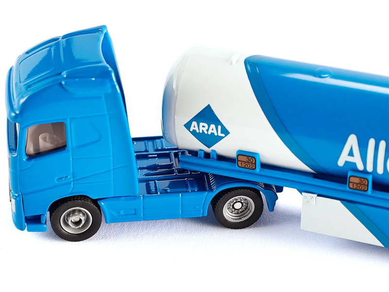 SIKU Blister - Tahač s cisternovým návěsem