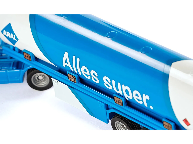 SIKU Blister - Tahač s cisternovým návěsem