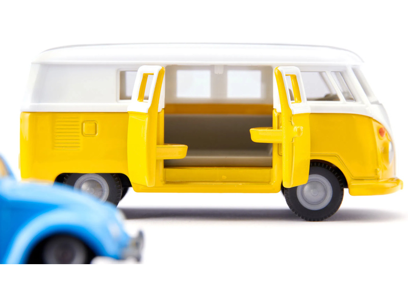 SIKU Super - Volkswagen T1 s tahačem a Beetlem 1:50