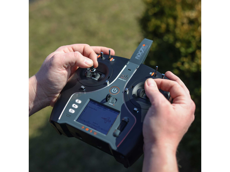 Spektrum NX7e+ DSMX 14 kanálů Black Edition