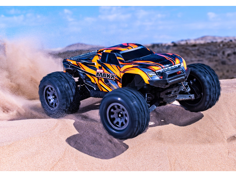 Traxxas Mini Maxx 1:12 BL-2s RTR černý,