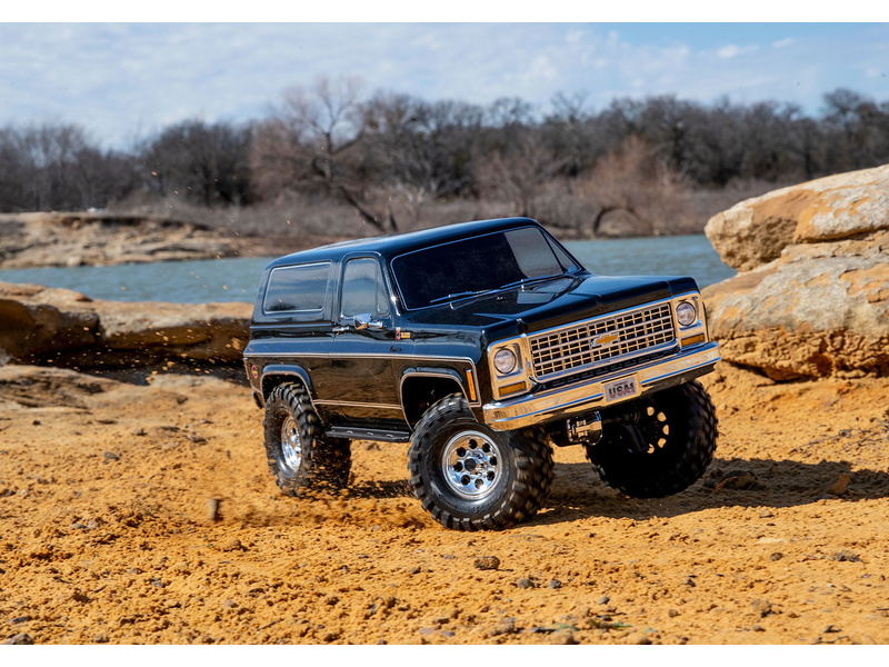 Traxxas TRX-4 Chevrolet K5 Blazer 1979 1:10 RTR černá