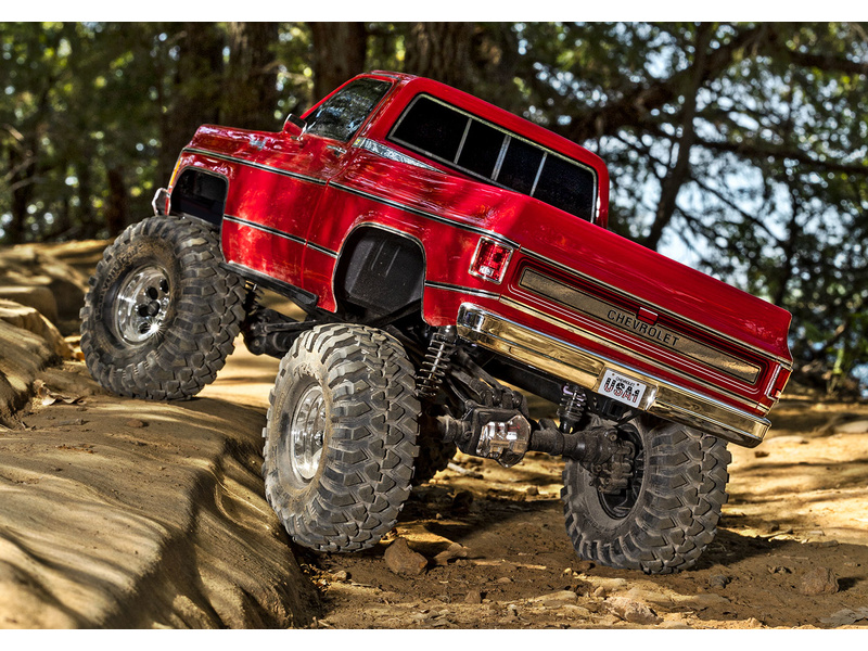Traxxas TRX-4 Chevrolet K10 1979 1:10 RTR stříbrný