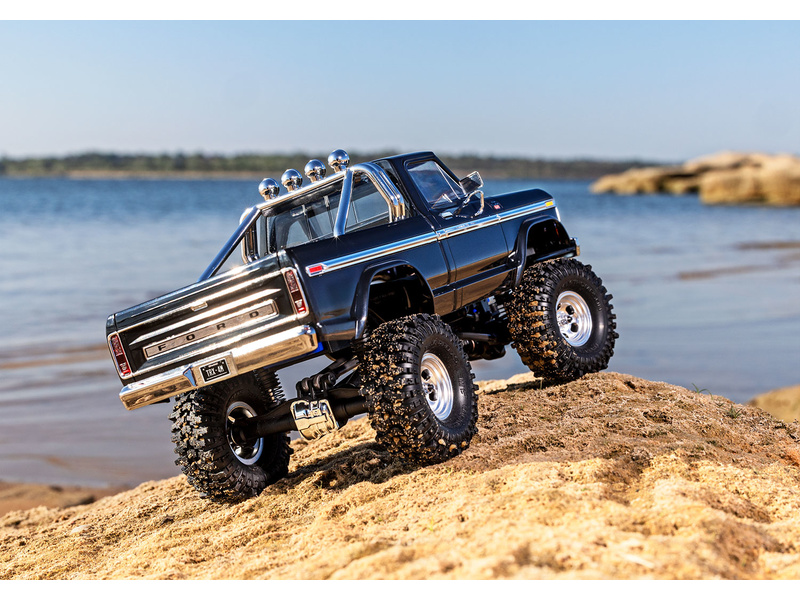 Traxxas TRX-4M Ford F-150 1979 1:18 RTR hnědý