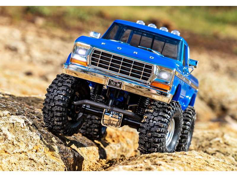 Traxxas TRX-4M Ford F-150 1979 1:18 RTR hnědý
