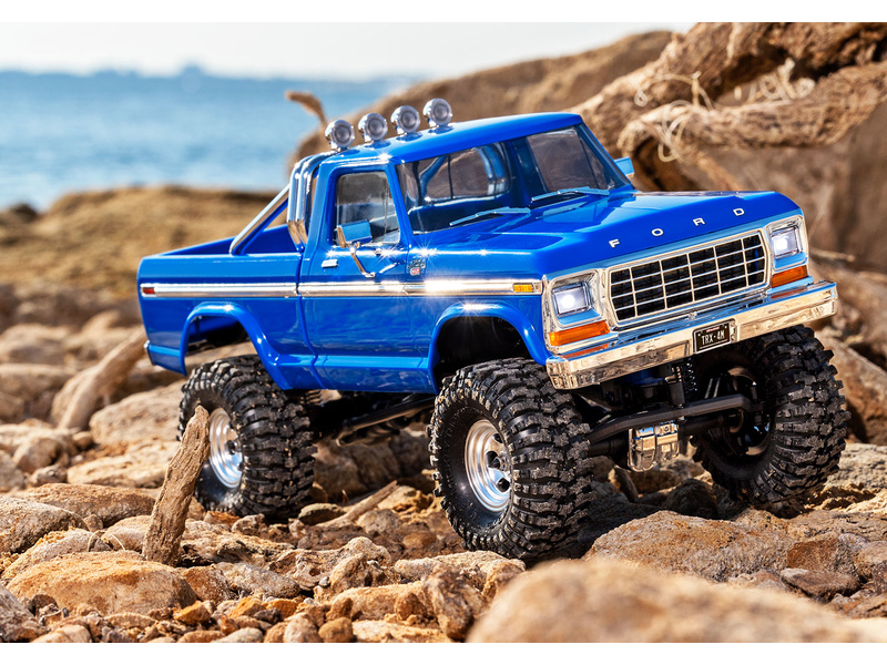 Traxxas TRX-4M Ford F-150 1979 1:18 RTR hnědý
