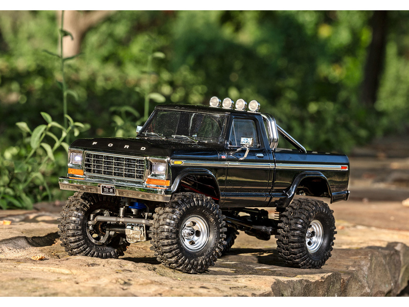 Traxxas TRX-4M Ford F-150 1979 1:18 RTR hnědý